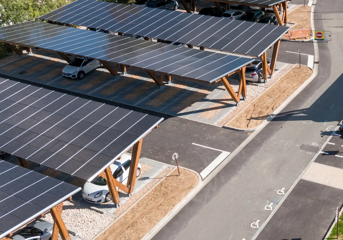Ombrière photovoltaïque TOSSO Rossini Energy - vue aérienne