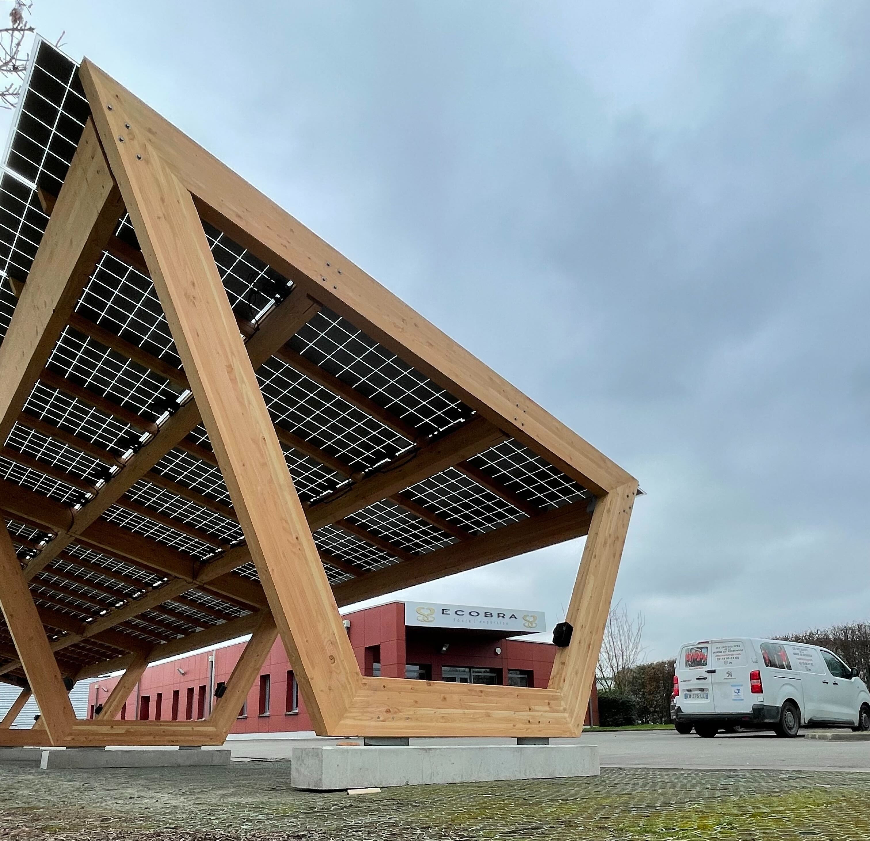TVA panneaux solaires 2026 : taux réduit