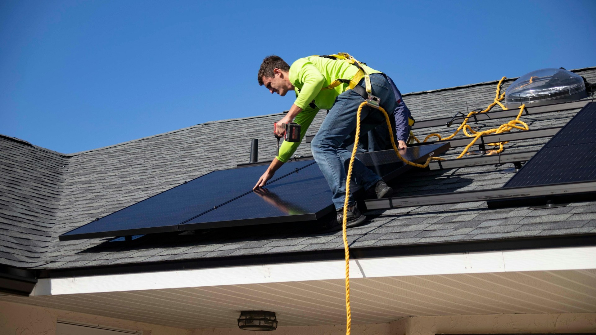 Ombrière photovoltaïque : rentabilité et ROI